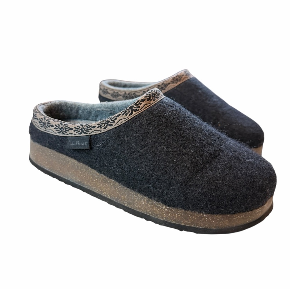 LL Bean Women's Grey Wool Felt Clogs Slippers Size 7 Medium Cozy Warm 301149